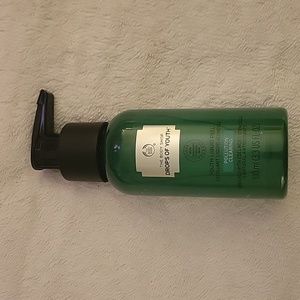 NEW The Body Shop Drops of Youth - Youth Liquid Peel full size 3.3 fl oz- No Box